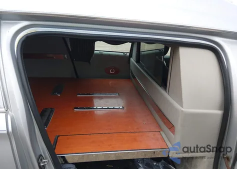 2014 Cadillac Xts B9Q Coachbuilder Funeral Coach z USA, uszkodzony, nr VIN 2GEXG7U31E9500485